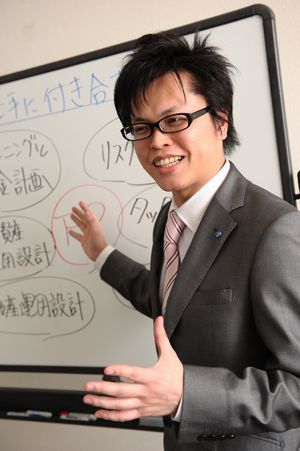 講師1